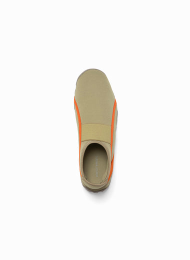 Water Slip-on